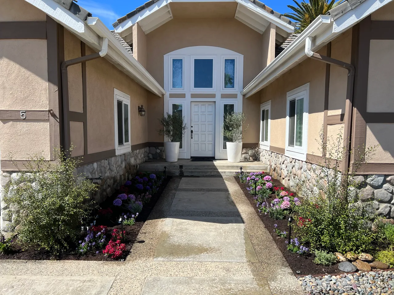 Sea's Edge coastal planting — Newport Coast